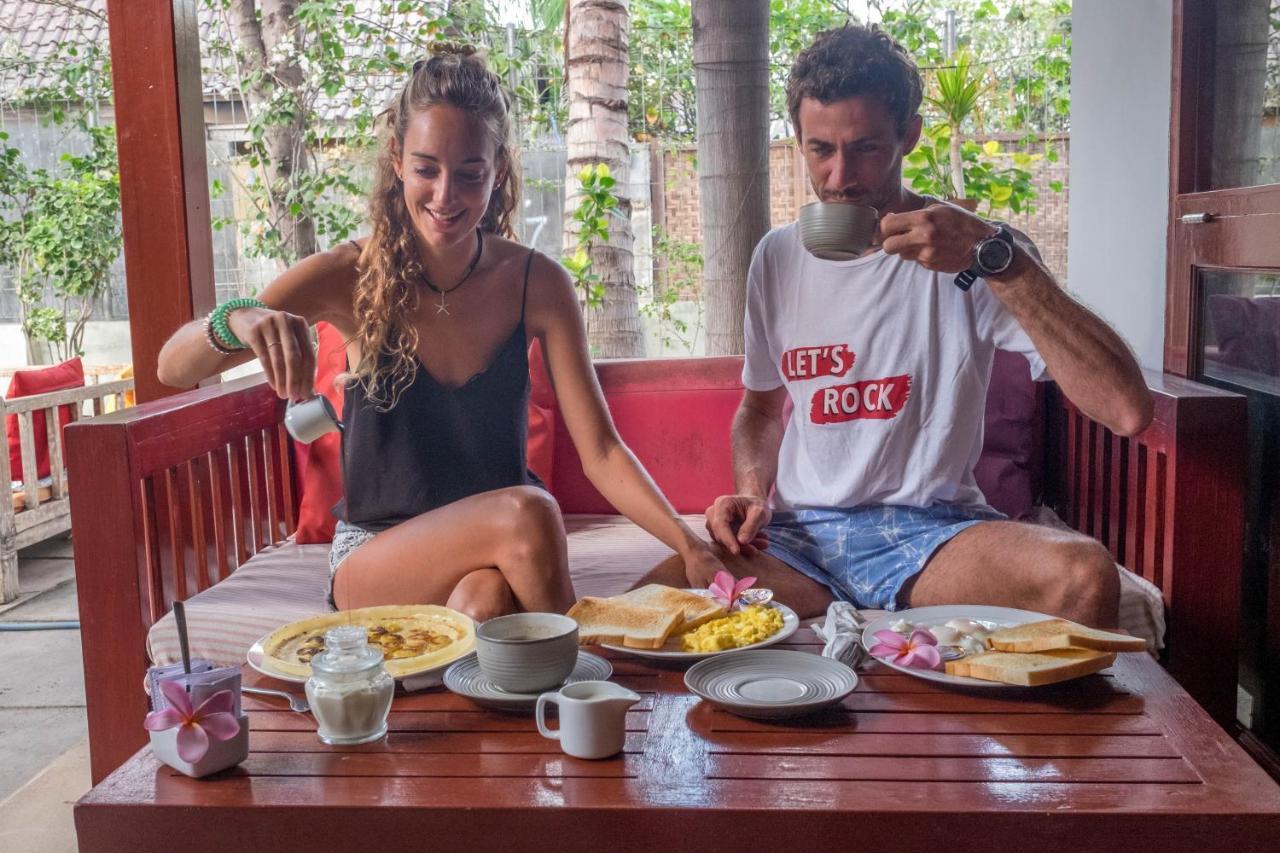 Aaliku Bungalows Gili Trawangan Extérieur photo